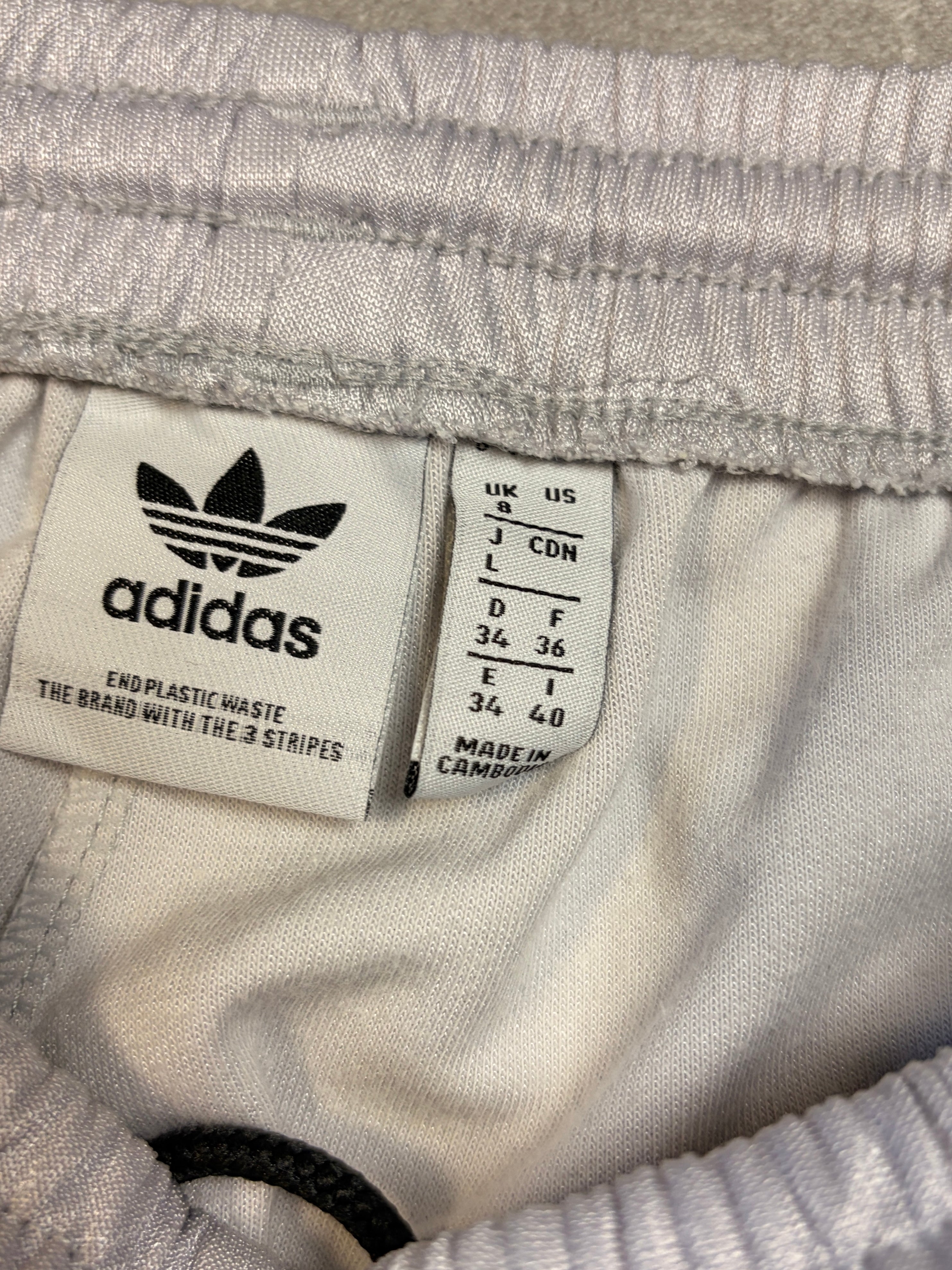 Adidas Originals (XS/34)
