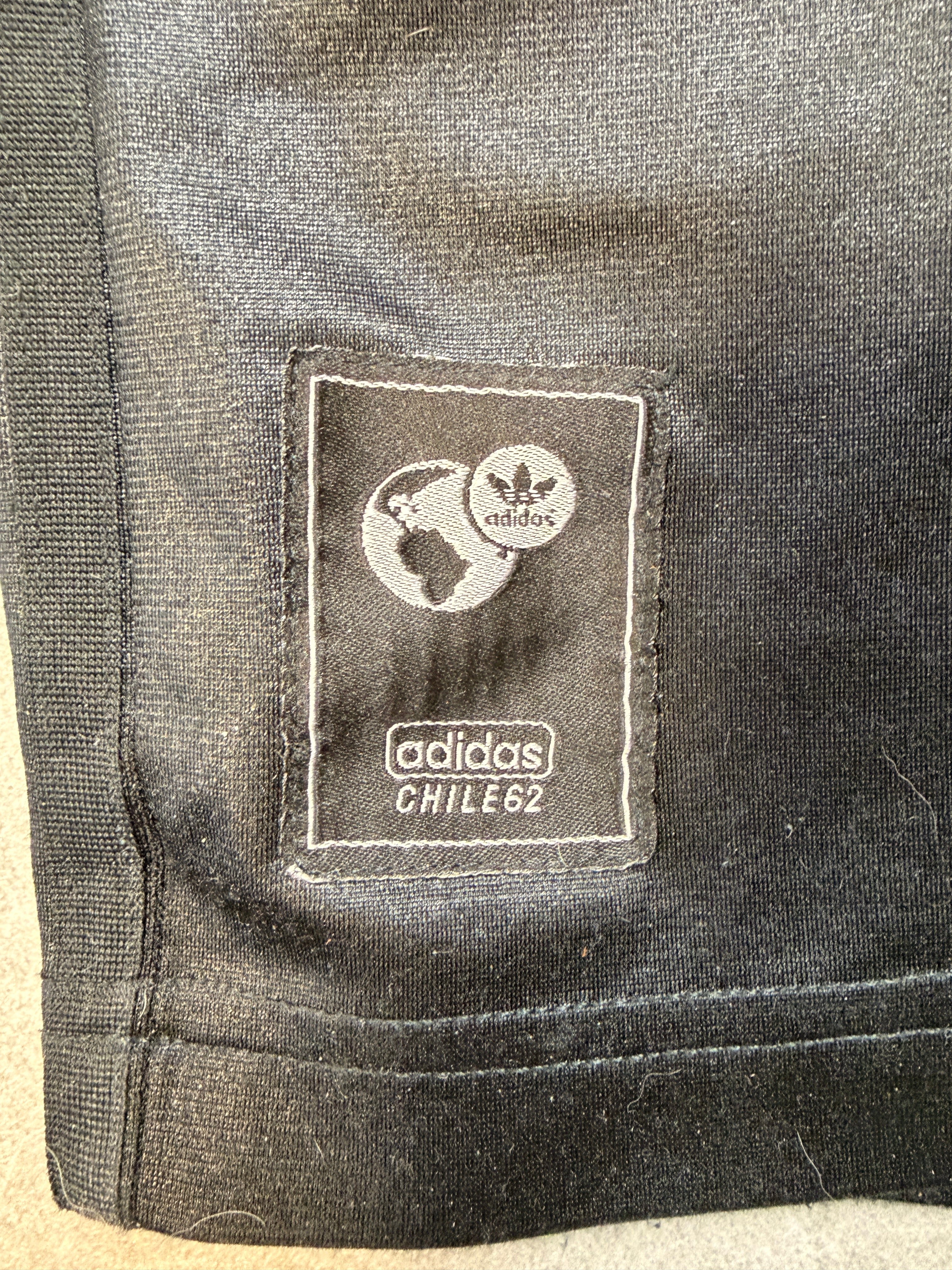 Adidas Chile62 Trackpants (M)